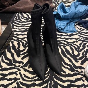 Zara Black Pointed Heeled Boots
